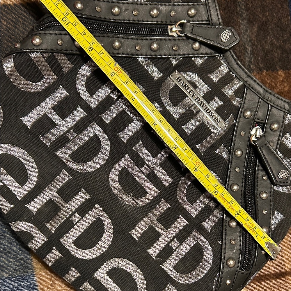 Stylish Black and Silver Women's Bag - Picture 9 of 14